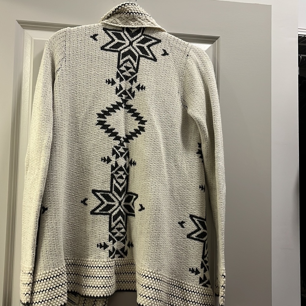 Aztec Sweater - Picture 2 of 2